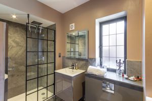 Photo 17- click for photo gallery